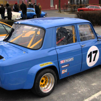 Lunette arrière Makrolon Renault 8 Gordini